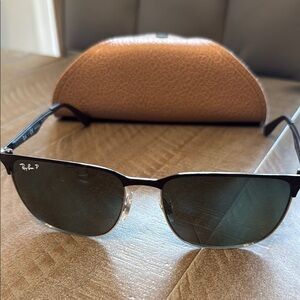 Ray-Ban Black Sunglasses
